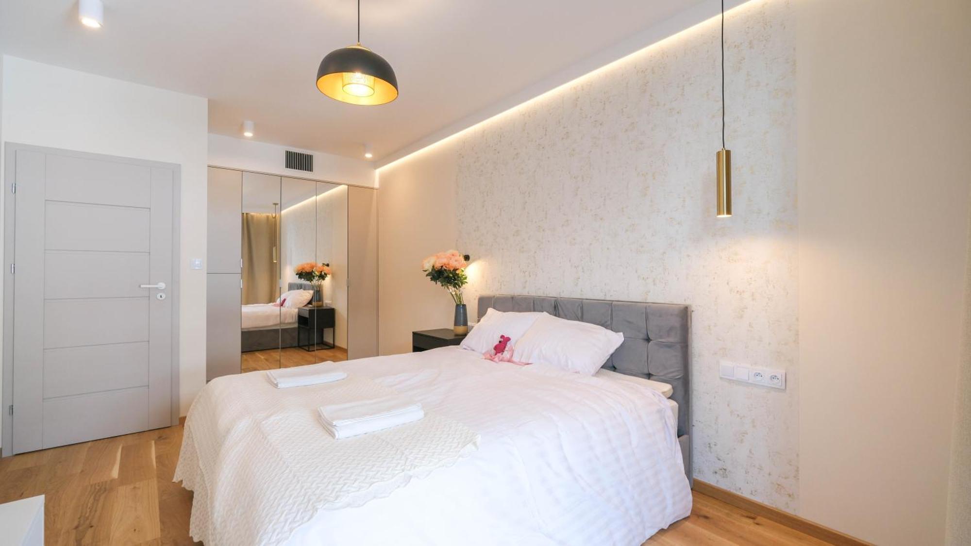 קרקוב Luxury Apartment Free Parking Wawel Castle 2 Minutes מראה חיצוני תמונה
